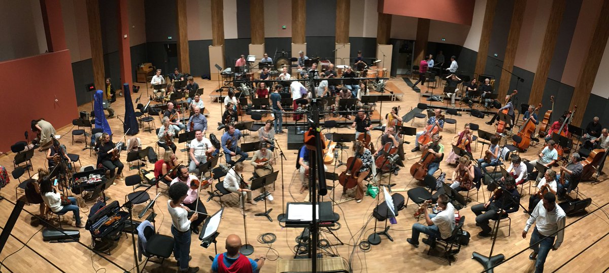 ewallix's tweet image. Yesterday end of a wonderful recording week with @ondif @EnriqueMazzola @markuswerba and @FaureMireille in the perfect place to be #lestudio. Incredible Mahler Lieder and Bruckner symphonic pieces 👏👏👏