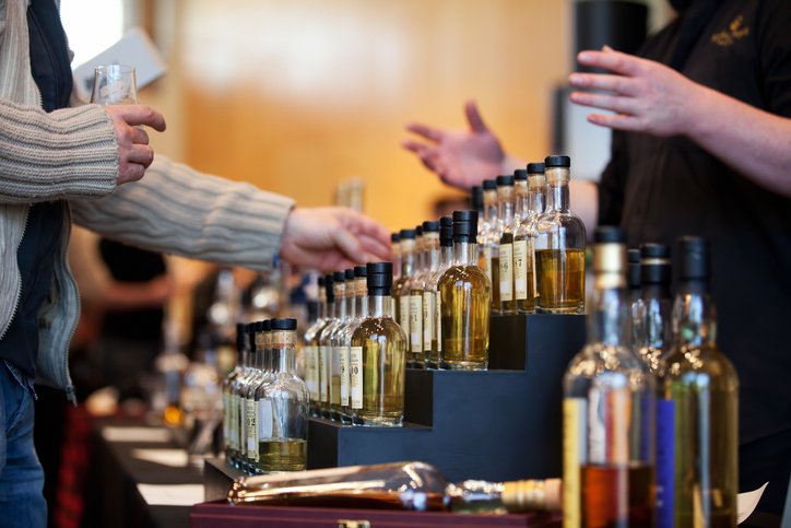 Think_Whisky's tweet photo. Pre-registrations are closed for #ThinkWhisky 2018. However, you can come along on the day with your business card! #WhiskyEvent #TradeEvent #SpiritsBuyer https://t.co/OyQbqI8NxK