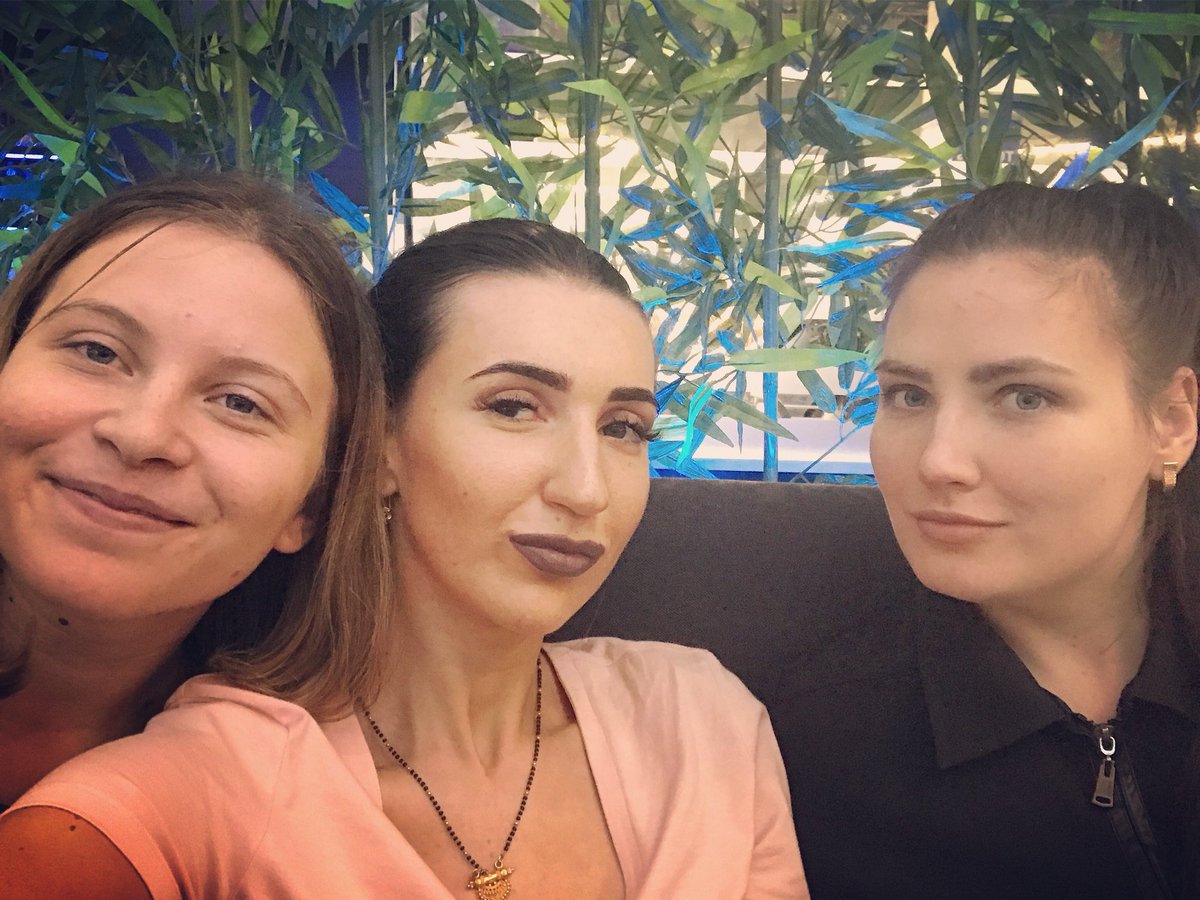 KateRebellious's tweet photo. Squad together 🙌🙌🙌 Вместе веселее 😉 @atrium_bar #stayfocused #enjoy #topcafe #squad #happy #together #likes #friends #friendshipgoals #girls #ukrainian #dnipro #vip #vipgirls #dnipro_blog #follow #style #vibes #sunday #most_city #lifeofadventure #lifeofleisure #blogaboutit https://t.co/onn6FZxk08