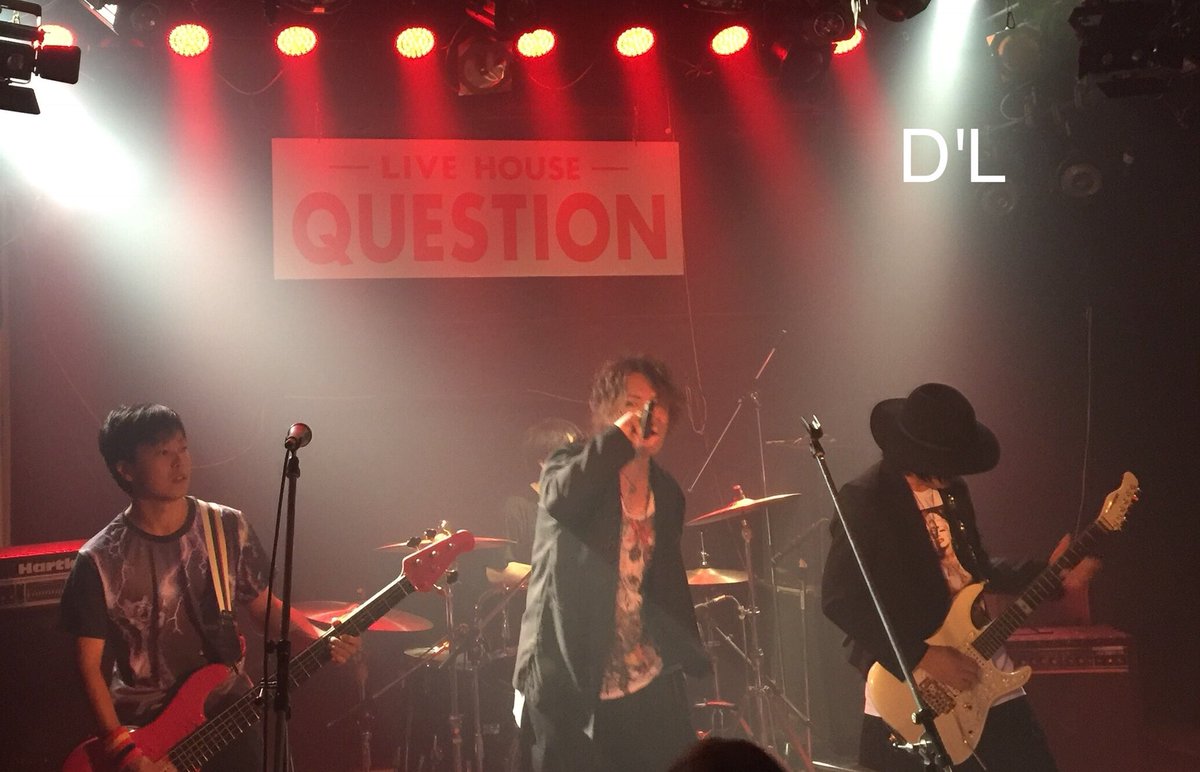 dokuhand's tweet photo. 出演していただいたバンド様、協力していただいた皆様、段取りほとんどしていただいたtetsu様、ありがとうございました!
#Roundstore
#D'L
#Laughter
#RiZ
#BLOOD
#BLOODFEST https://t.co/pJnnsg0SMZ