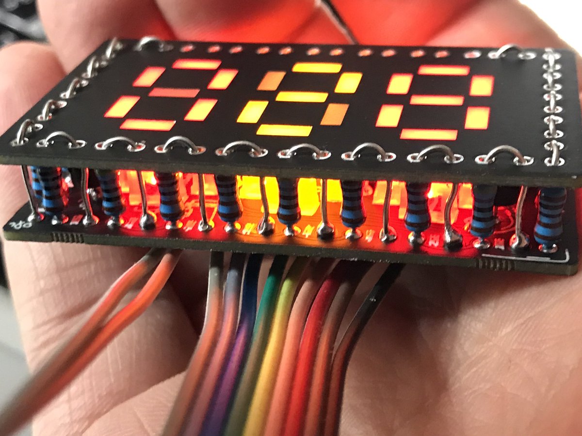 This month’s @Boldport project 3x7 is fun to build and that glow is so pretty! #BoldportClub