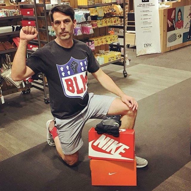 1776United's tweet photo. So brave... Caption this. π€£ #soyboy
#1776united #blm #fruitboot #nfl #antifa #joinordie https://t.co/xC0CL4lCz3 https://t.co/vmqLo6W1Ws