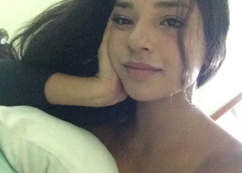 katygomita's tweet image. Cuando me hacen cariñito / Cuando no