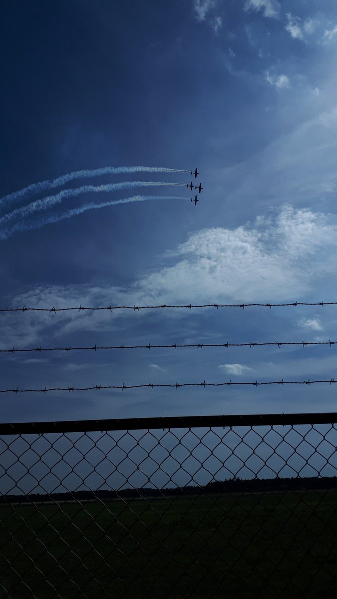 ellyanoniem's tweet image. #TechnologyBase óók prachtige #vliegshow.