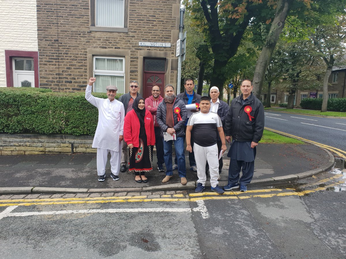 CllrRaja's tweet photo. Out on the #doorstep with Cllr Ishtiaq Mohammed and the team. As part of the listening to the residents campaign in Queensgate, we have had a great response. Residents issues and concerns have been noted and will be actioned over the next week. @BurnleyLabour @Labour_Doorstep https://t.co/9Et5hBtOIK