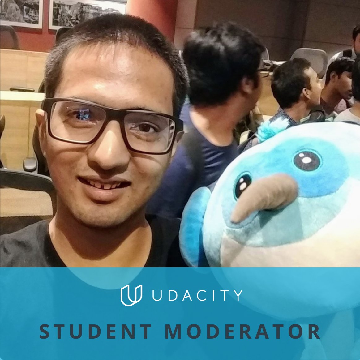 raveesh_me's tweet image. So myself, dash and @ibhavikmakwana will be moderating the #kotlin_flutter channel at the #GUCS scholarship community. Will be doing live @flutterio sessions every Friday evening #FlutterFriday.

@akshtjn @nlycskn