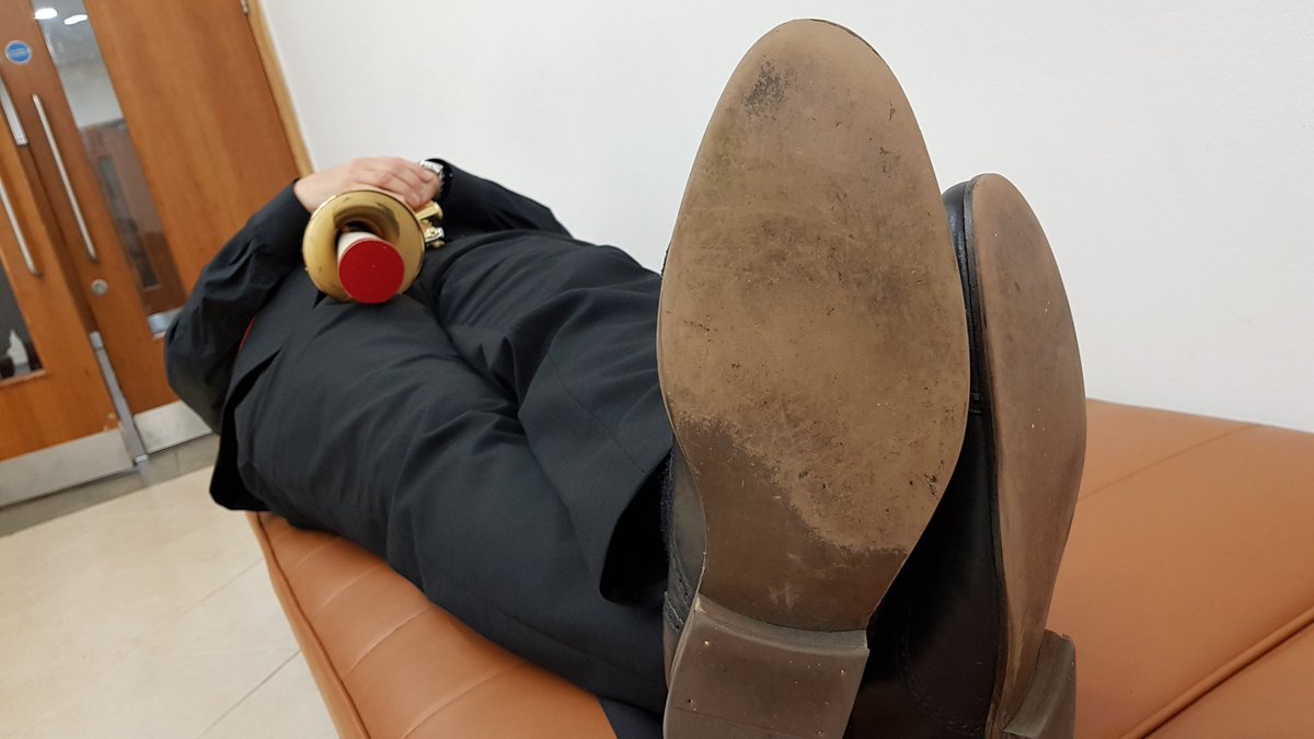 kapitol_promo's tweet image. @staffsband how many players were this relaxed before they played this weekend? #NationalFinals2018 #WhatContest? #SomeoneWakeSteveUp...