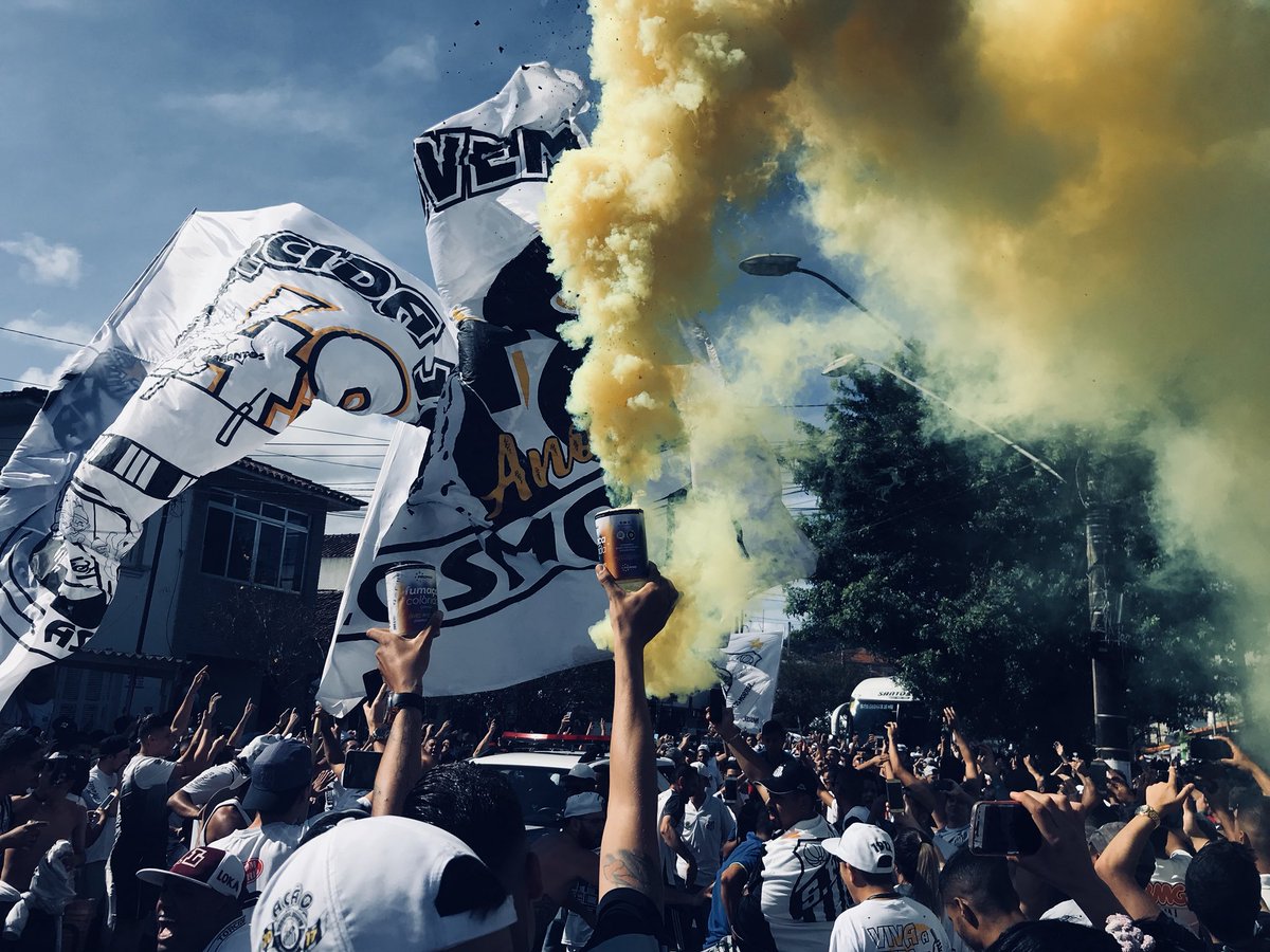 SantosFC's tweet photo. Aqui é SANTOS! 🐳 #SANxSÃO https://t.co/kHyT4nnT0h