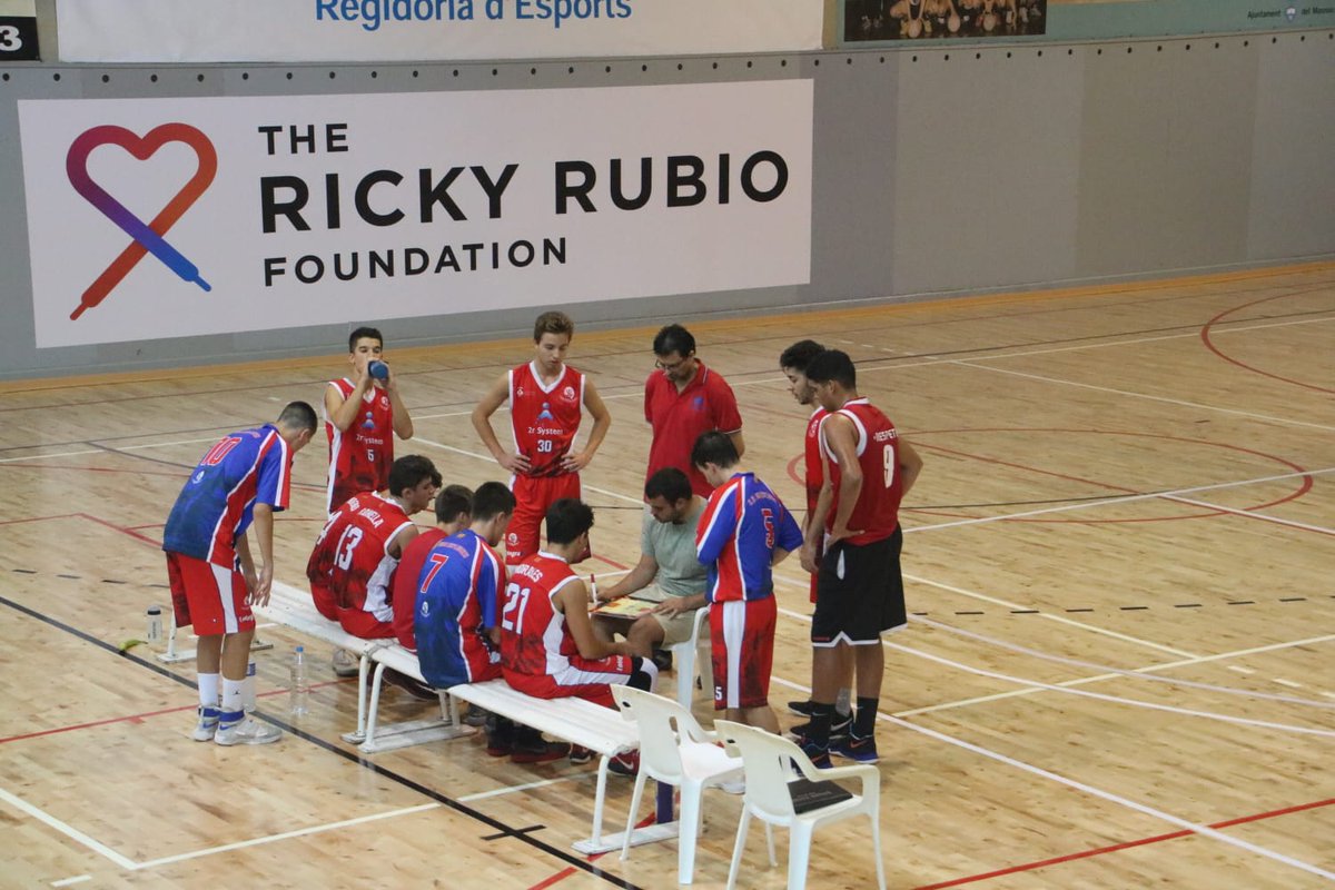 valldu1994's tweet photo. Derrota per 59-66 amb @cb9esplugues a Masnou
3r partit en una setmana.
Gran feina de tot l'equip, preparats per la temporada!
#efectorodillo #somequip #somEsplugues https://t.co/UFu9gwetIP