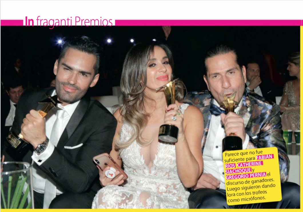 SiaroniTeam's tweet photo. Scans @siachoque premios TvyNovelas Colombia https://t.co/hJ7PbJLZo9