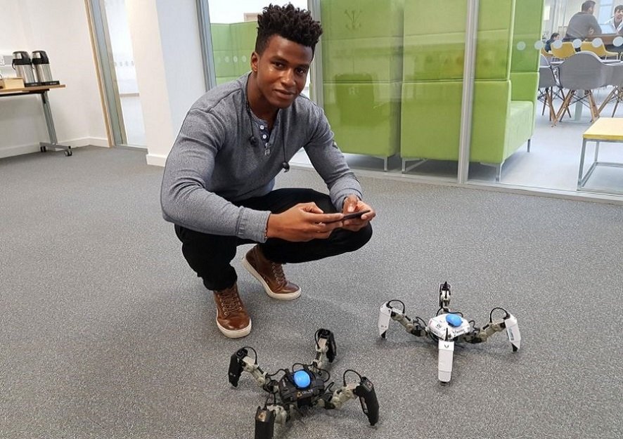 Face2faceAFRICA's tweet photo. ICYMI: This 26-year-old Nigerian is now the highest paid robotics engineer in the world. > https://t.co/cIgfb9nvmf #F2FA #africa #panafrican #diaspora https://t.co/qyfvE63oME
