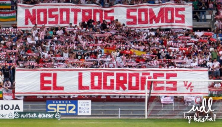 victor_lopez8's tweet photo. En la buenas, y en las malas más aún. Confianza en el equipo y cuerpo técnico. Que no se olvide nunca quienes somos. ⚪️🔴 https://t.co/04Jx2qmtGz