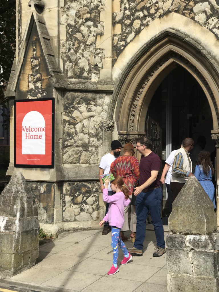 ArtsClapton's tweet photo. There are 78 #Christian Churches ⛪ in #Hackney, 7 #Synagogues 🕍 &amp; 5 #Mosques 🕌 . The #historic #church building @StJohnatHackney is undergoing a big redesign, #Johnpawson &amp; #esdevlin, so people currently meet 2 talk, sing, eat &amp; worship at #stlukeshomertonrow #BBQ included :) https://t.co/1JQueRseVB