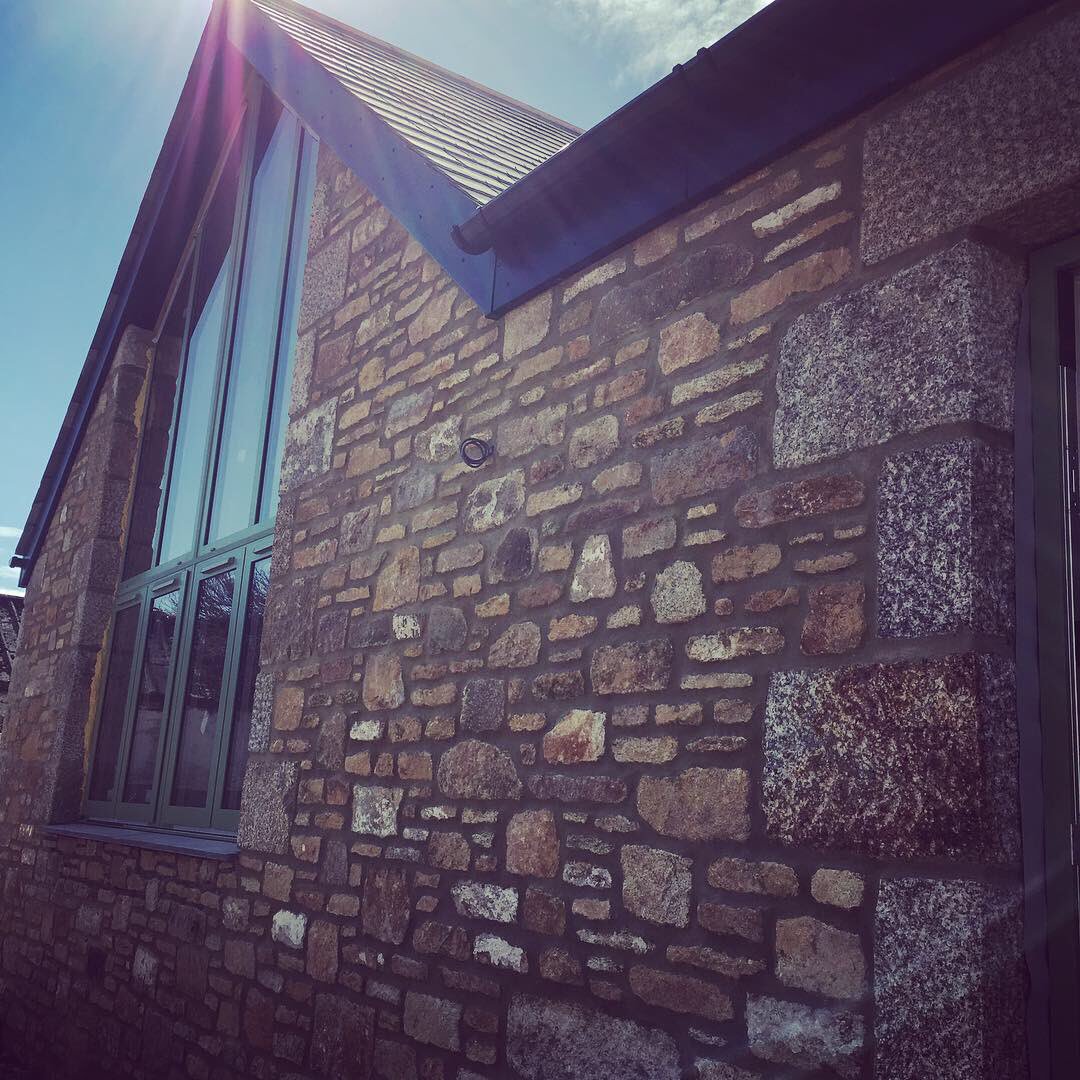 williamsbro2012's tweet photo. Busy few weeks!! Nice to get back to do some landscaping on a previous barn conversion and our current barn conversion project is progressing nicely! #barnconversions #buildersincornwall #landscaping https://t.co/yZW86ppWrN