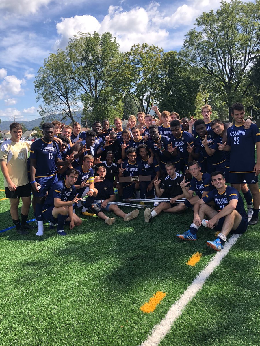 Lyco_Soccer's tweet photo. Great team win and shutout today! 6-0 result to keep the Lumber! Goals scored by Raut, Wilcox, Tueno, Tolu, Charalabidis, and Willis! #BattleForTheLumber #LycoSoccer #Warriors https://t.co/2gUdPbHxly