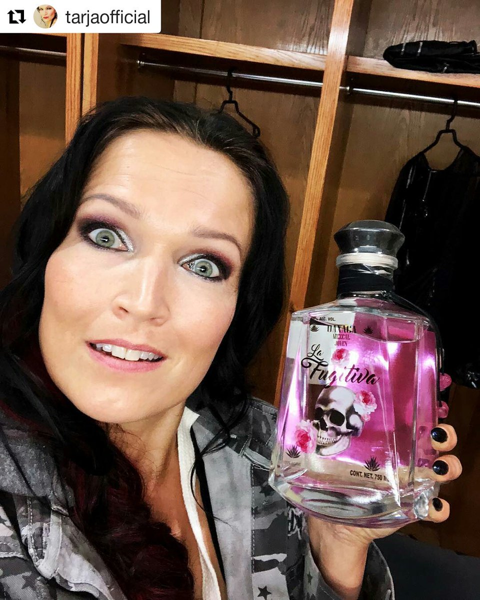TarjaFrance's tweet photo. #Repost @tarjaofficial (@get_repost)
・・・
I probably should have drank all this by myself after the last concert on this tour,but I am glad I didn’t. Happy Independence Day Mexico! I am heading home. #tourisover #destroyed #tired #willingtosleepinmyownbed #travelling #flyingday https://t.co/VQCYrmDxHm
