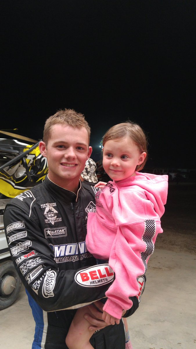 AndreaWest30's tweet photo. He may have won the #CSCN2018 at @OhswekenSpdway but in her eyes he just Parker @parker_pm9 https://t.co/ocUB0E0RsE