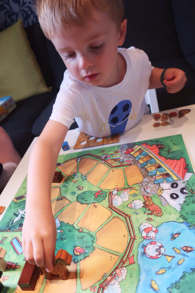 Hop in Galop! Was Fun again! <a href="/HABA_usa/">HABA USA</a>  #HappyFamily #boardgames #spellenmolenjunior