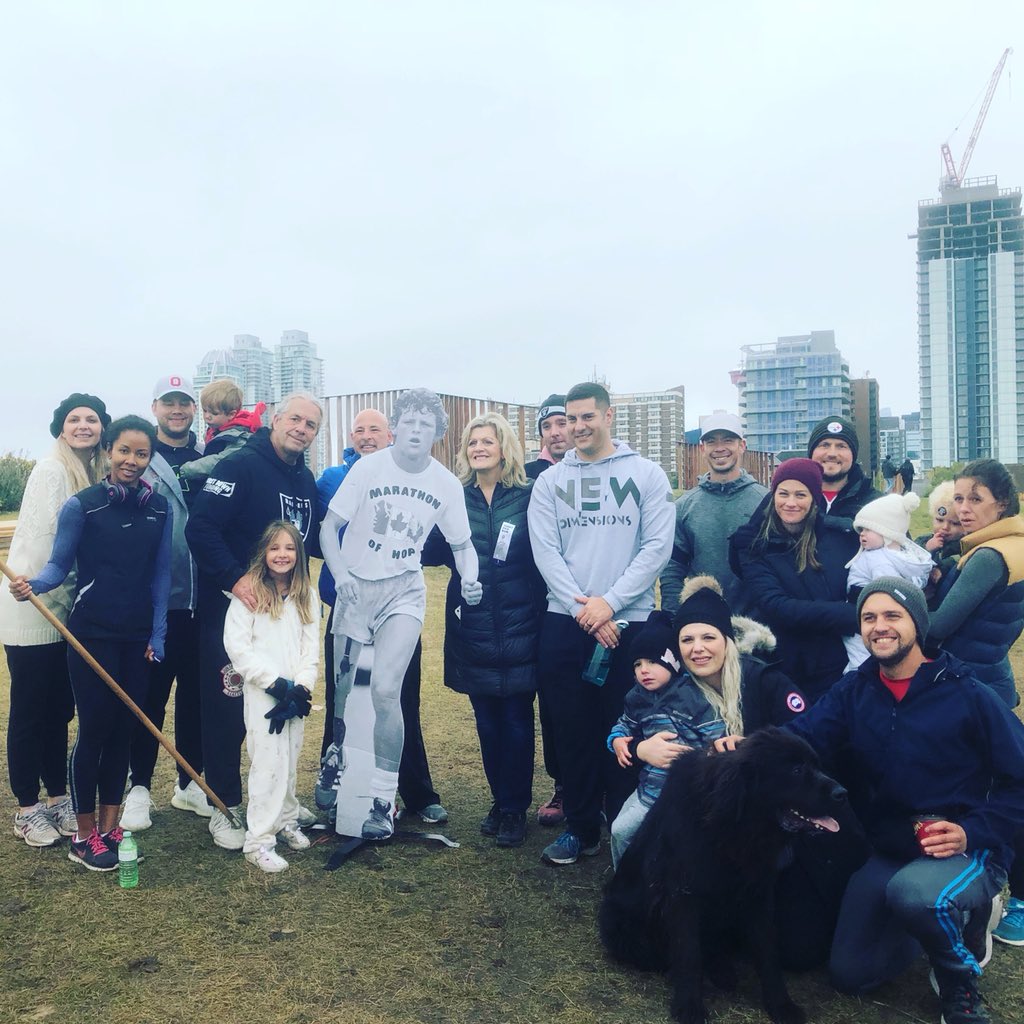 BretHart's tweet photo. 2018 #terryfox #TheHartTeam ❤️ #forsmith #forjamesc https://t.co/kCNwV3k0ek