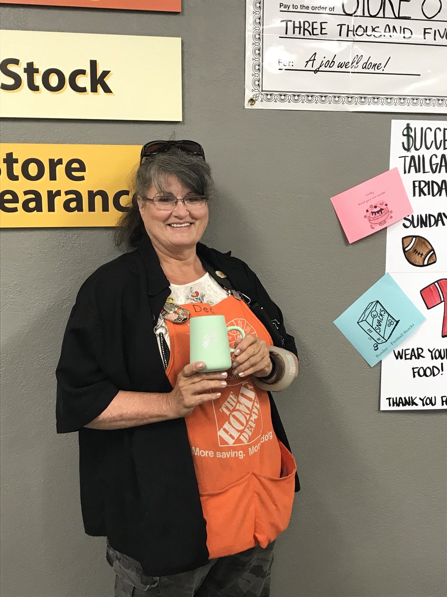 Great gifts for great associates! #SuccessSharing2018 <a href="/JabarrBean/">Jabarr Bean</a> <a href="/NotoKara/">Kara Noto</a> <a href="/jptorresSM/">J.P. Torres</a> <a href="/DepotJake/">Jake From Home Depot</a> <a href="/Laura_BMata/">Laura Mata</a> @ShawnEvans8949