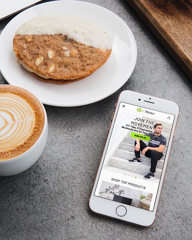 ItWorksINTL's tweet photo. Our NEW website pairs well with a Sunday snack —Fresh & Simple 🖥 📱
.
.
.
.
#itworks #itworkswraps #itworkscleanse #itworksglobal #wholenothalevel #funfriendshipfreedom #commitdontquit #oneteamonemission #oneteam #itworksadventure #pentway #itworksfight https://t.co/vDwD0qGVrs https://t.co/OqZrk9YjML
