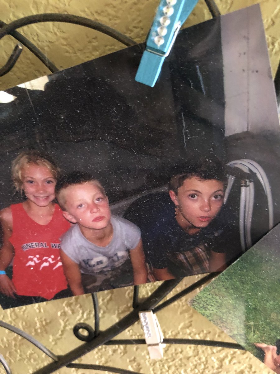 Kuritz20's tweet image. My two moods... #sendbacksunday