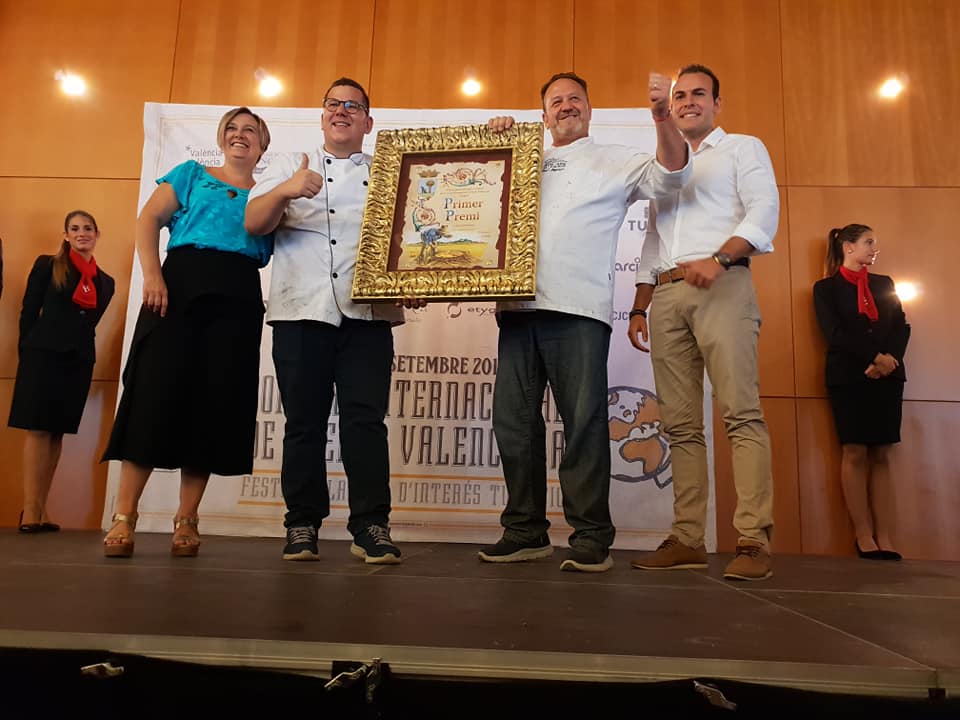 El restaurante Bon Aire de El Palmar gana el @concursopaella de #Sueca 2018 hortanoticias.com/restaurante-bo… #ConcursPaella2018 #paellavalenciana #Paella #WorldPaellaDay