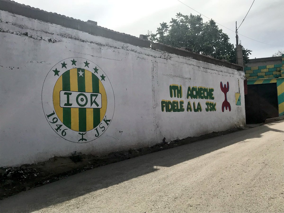 bylka613_'s tweet photo. Asked my cousin in Beni Ourtilane which team he supports, he replied “here everyone supports JS Kabylie, not JSM Béjaïa, not MO Béjaïa, not Sétif”, not hard to see that when you go around the area #Algeria #Ligue1DZ https://t.co/CgnAs9q7CC