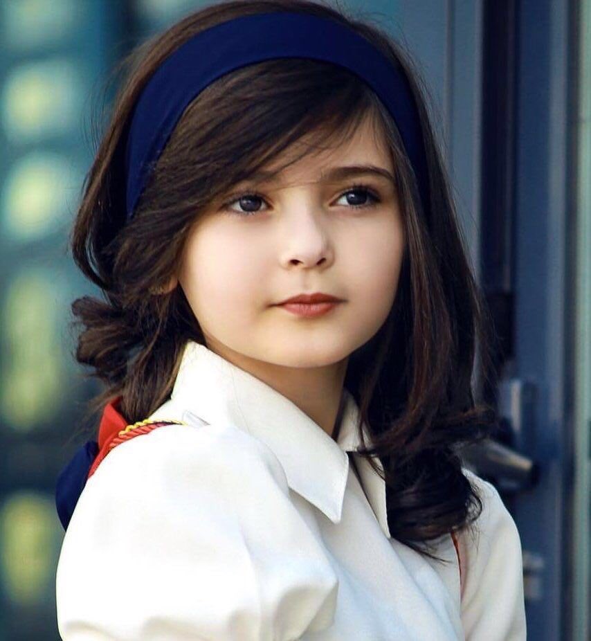 کُْلَ   مًآ أُريدٍهّـ شُـخِـصّـآً يبًقُے کْمًآ کْآنِ ، وٌلَآ يفُـآجّـئنِي يوٌمًًآ بًـ أنِهّـُ رُوٌحً أُخِـرے لَمً أعٌرفُـهّـآ ..