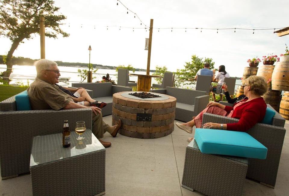 Fall weather is in the air, and Water's Edge Grille Okoboji is your place to sit outside by the fire and enjoy the beautiful Lake Okoboji sunsets! 🌅 

And don't forget, you can enjoy delicious pizza at the same time!! 🍕😍