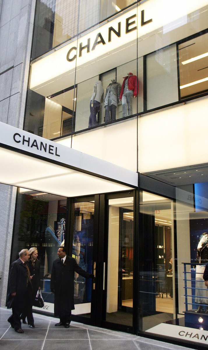Arriba 47+ imagen chanel corporate office london Abzlocal.mx