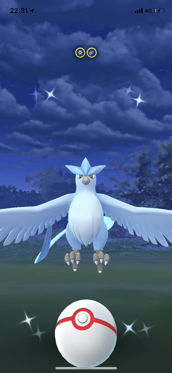 M4GR5's tweet photo. Yiiipiii🙃 #LateNightRaid Gold badge on a new Gym, #ShinyArticuno too 😇✌🏻 ✨ #PokemonGo https://t.co/IymMULUFBz