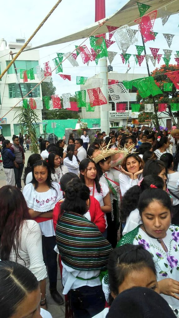 NormaMT2's tweet photo. Gracias a todos los alumnos y maestros de la sub sede Huixcolotla. UPN 213 tehuacan. https://t.co/fCvODq52VX