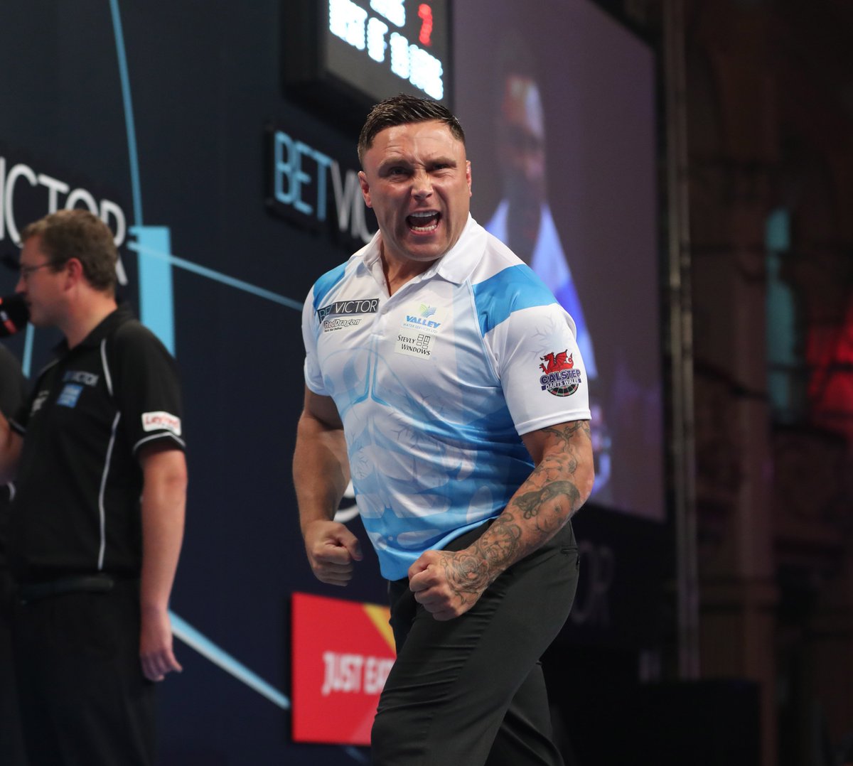 OfficialPDC's tweet photo. CHAMPION | @Gezzyprice is your 2018 International Darts Open winner! 🏆

 Gerwyn Price 8-3 Simon Whitlock https://t.co/U5vG99R47T