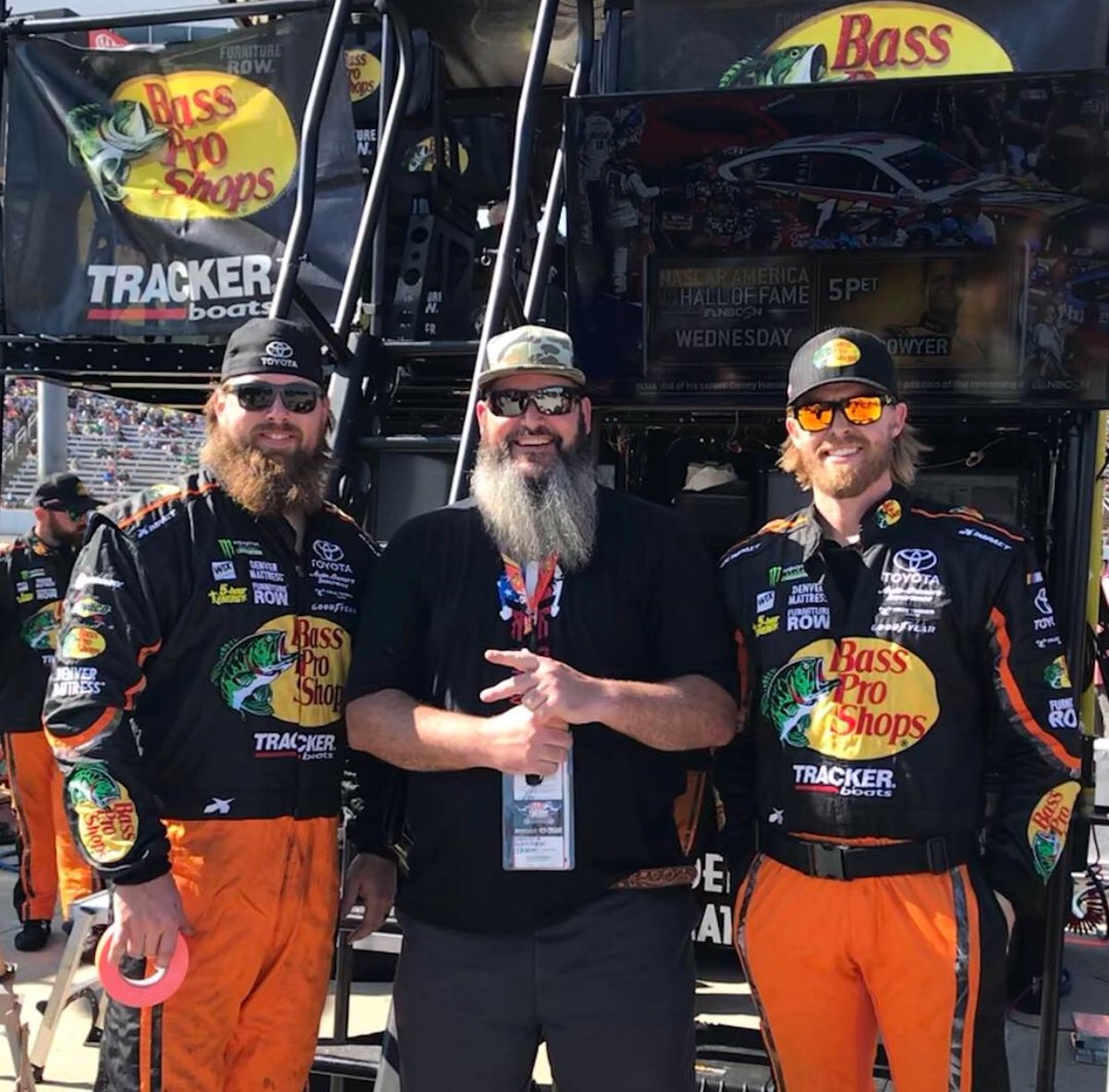 MightyGriz's tweet photo. #NASCARPlayoffs 2018, Who’s your driver ? #NASCARonNBCSN #nascar https://t.co/YoYZRhn6c4