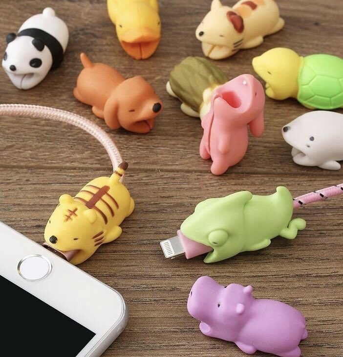 ChargerAnimals's tweet photo. these charger protectors from https://t.co/Y9ngHLArD3 are the cutest things i have ever seen 😭💕 https://t.co/MF6PJ95wQs