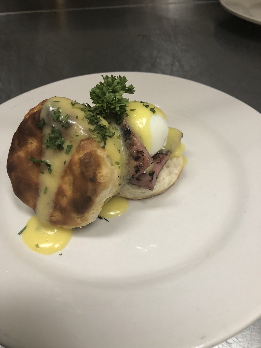 SenoJCooking's tweet photo. Cooking is a #Passion of mine and I Love Every aspect of it. Let me execute your next #Privatedinner &amp; share this enjoyment with you.
#senojcooking #neworleans #catering https://t.co/IbT3gmPYeX