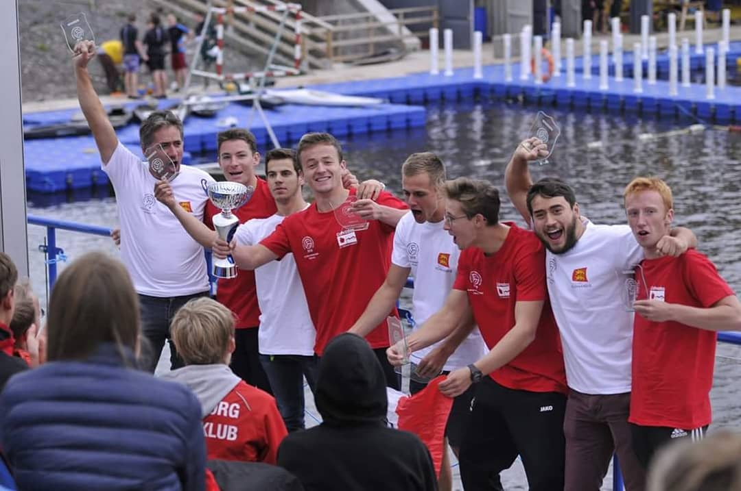 gueguette05's tweet photo. Champion d'Europe des clubs U18 !! 🏆🥇 https://t.co/6gT9D2gONy
