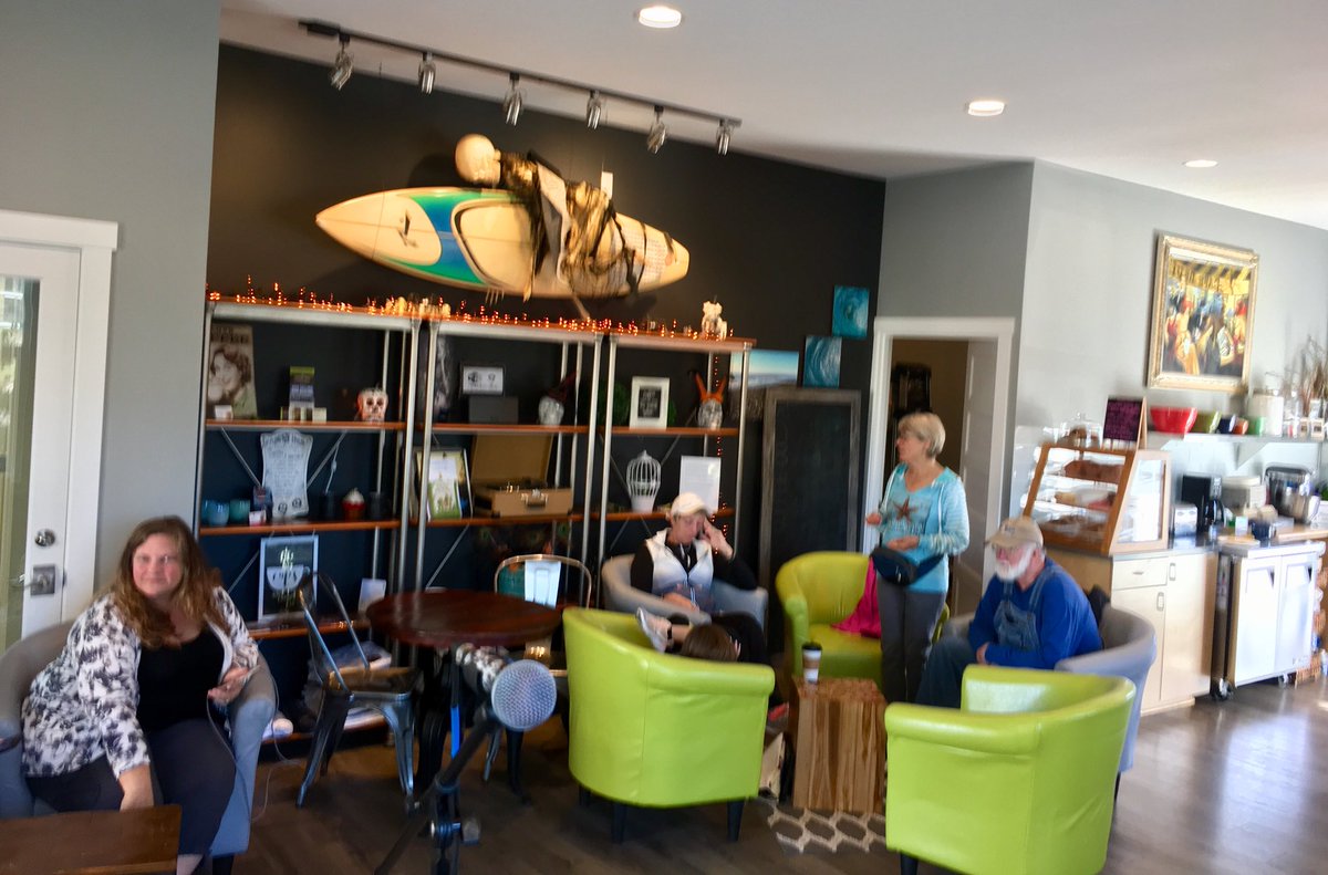 Last minute gig this morning at this cute little #CoffeeShop, Riptide Coffee Co., @OyhutBay, in #OceanShores, #Washington! Thanks to everyone that popped by and to Riptide for having me!