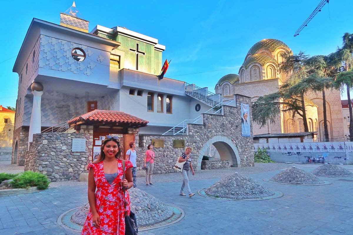 2MonkeysTravel's tweet photo. Mother Teresa was born here so they have a place to remember her! #moodeightapartments #skopjecity #macedonia #skopje #servicedapartments #ExploringMacedonia #Macedonia #europe @ExplorMacedonia https://t.co/yxC69TsoGO