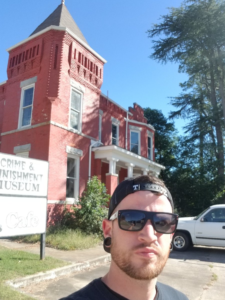 MattFeole's tweet image. 36 hour lockdown complete! @gps_tn 
#paranormal #ghosthunting #GhostStories #Ghosts #haunted #hauntedhouse #parapeeps