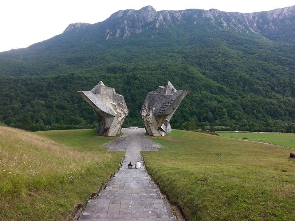 Matttheloveox's tweet photo. Here is the monument in Sutjeska National Park @BrutalHouse @FuelPublishing #spomenikdatabase https://t.co/abn9C73qYh