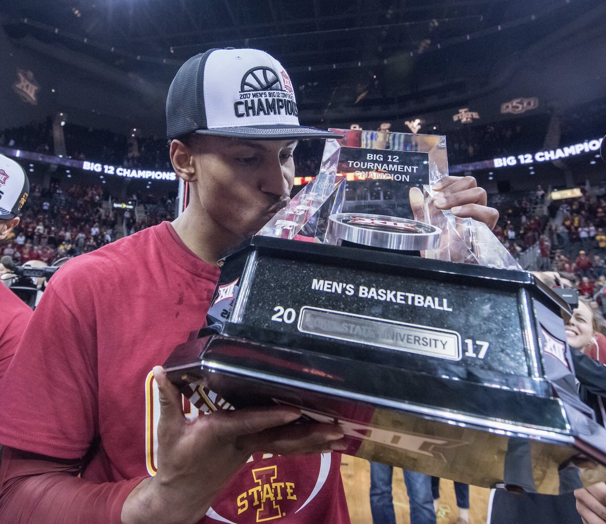 CycloneMBB's tweet photo. Our thoughts are with Darrell Bowie today. Cyclone Nation is behind you, DB! #Cyclones https://t.co/Cf0s6vGNS8