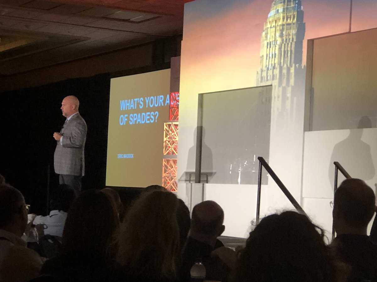 sarah_asterbadi's tweet photo. Avoid thinking of what to say next while you’re “listening”, for true connection and trust. Valuable insight from @EricBMaddox at EO Nerve. From his innovative humane interrogation techniques emerges the immense power of true listening.  #eonerve2018 #entrepreneurship https://t.co/1ydBZOCbqO