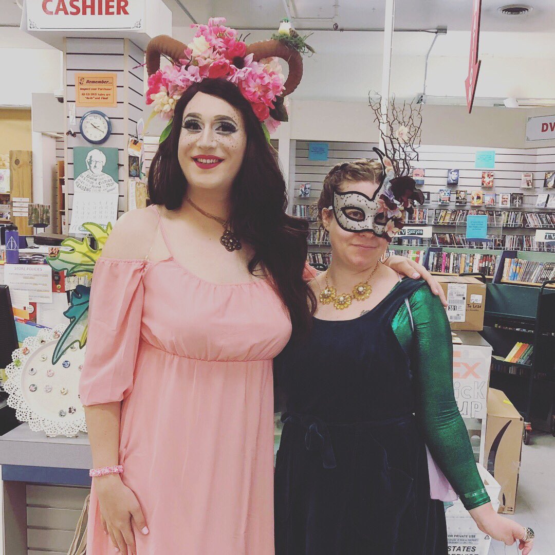 BookBinCorv's tweet photo. Thank you all for coming to Reading Time with the Queens in the Enchanted Forest! Follow the hashtags #ReadingTimeWithTheQueens and #BookBinEvents for updates! The Book Bin will be hosting Reading Time every third Saturday at 10:30am! See you there!
#ChildrensBooks #StoryHour https://t.co/BvJR29avrp