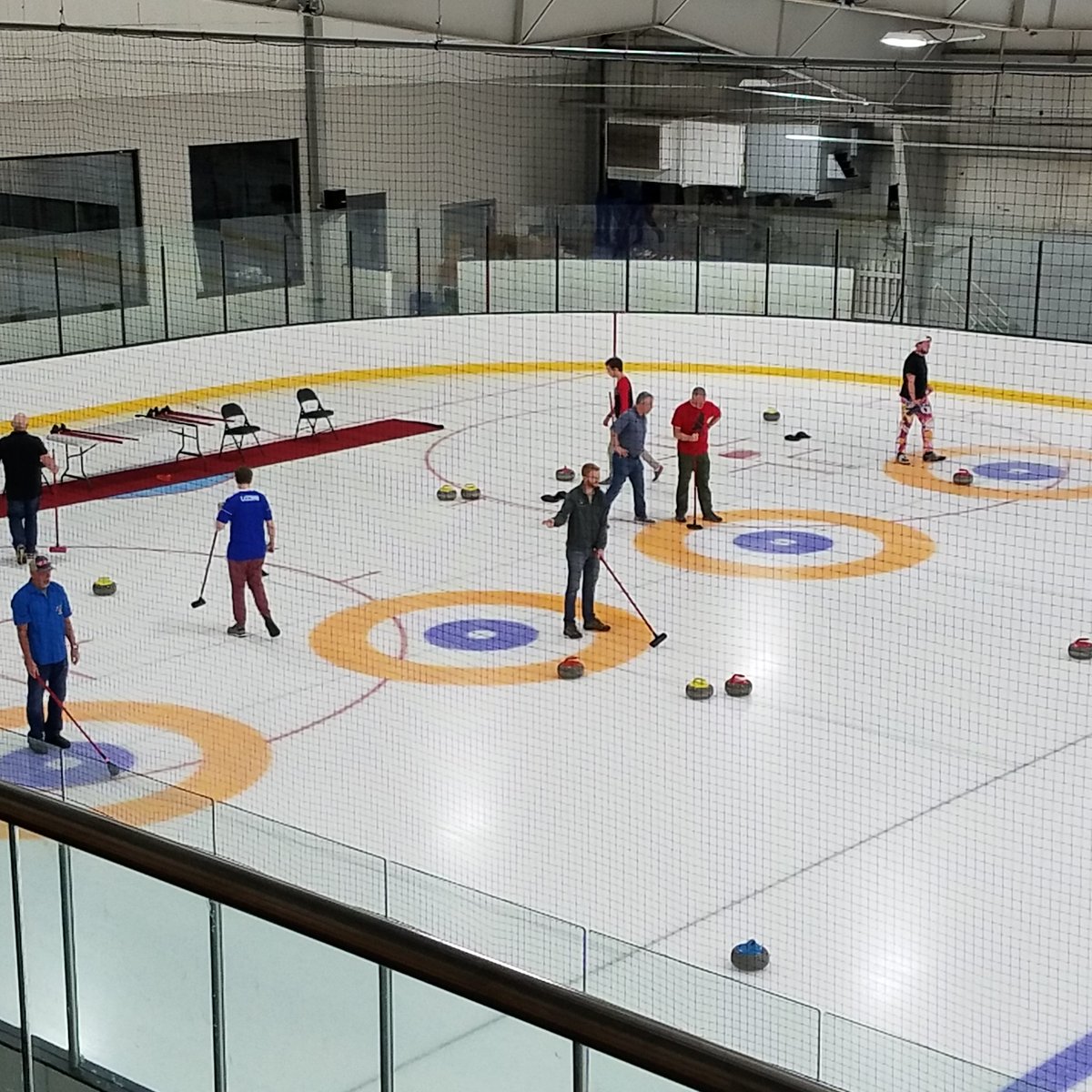 256Magazine's tweet image. Curling in the Rocket City!