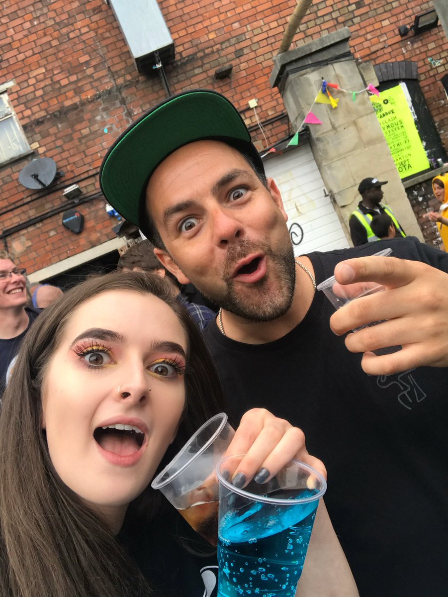 shannonCBAker22's tweet photo. Naughty sesh, messiest show of the year, best music going, and met the best artist and dj going🤯🤩 roll on to the next, @DirtyDikeSMB @DJSammyBSide proper music🔊 #britsol #bristolblockparty #HighFocus #hftv #dirtydike #dikestar #djsammyb #stayreppinthat #lifebythemindstate https://t.co/RZjzmbvbjl
