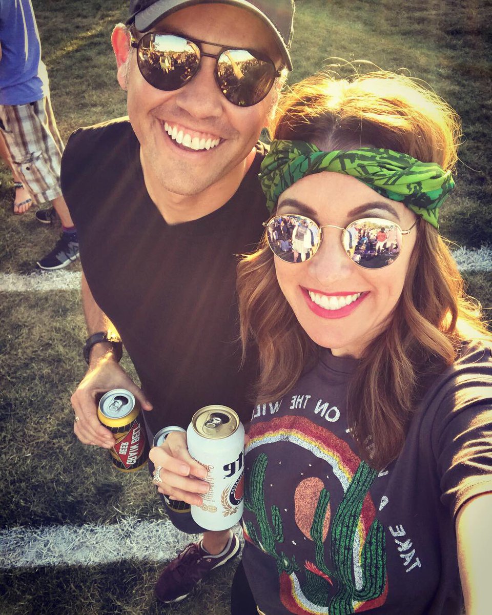 AmySeeman's tweet photo. A hot MN boy came to visit me in Myrtle Beach over Spring Break my Senior year of college and played Holiday In Spain for me on repeat all week long. The rest is happily ever after... 💕 #CCLiveatMystic #CountingCrows #Groupie #DayDate https://t.co/Fe1EwOHTw6