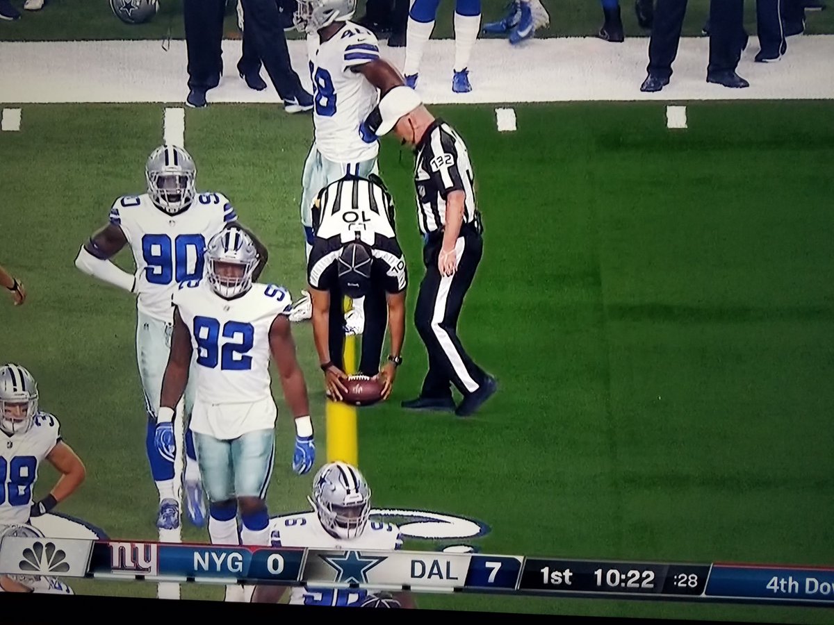 junior_miller's tweet photo. "And, for the morons watching at home, we present NBC's new Green Zone! Because the bright yellow line is simply not enough." https://t.co/e7m1ztQbKJ