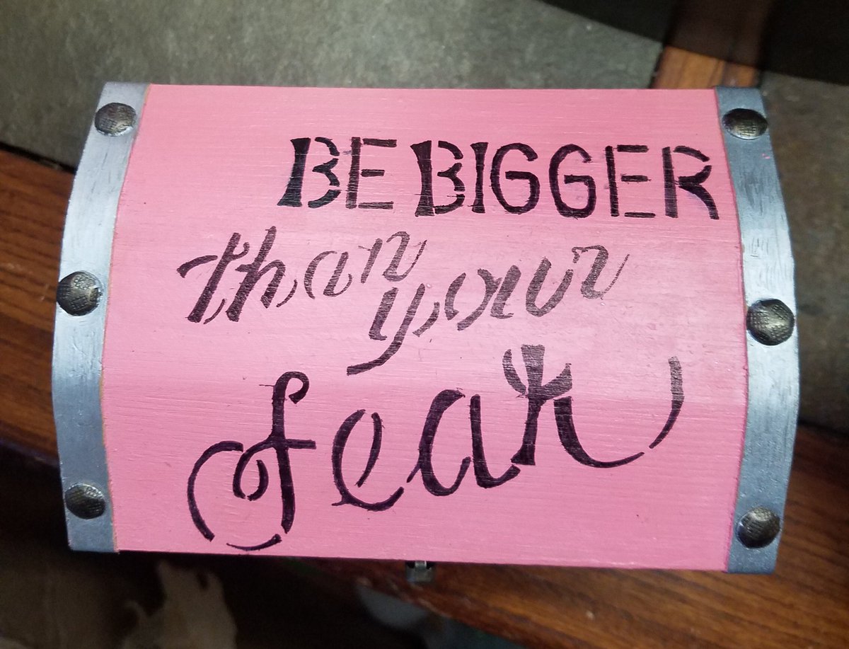 RunwayAnd's tweet image. Runway's newest project! 

Contact me if you'd like to have something made!